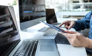 Te koop gezocht: Een bedrijf in/verwant aan de ICT-, e-commerce en/of retailbranche. De koper is een ervaren investeerder. Contact via Brookz