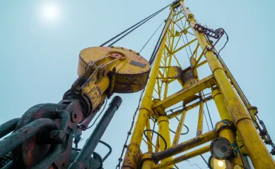 De werkzaamheden omvatten de reparatie van kranen in de haven, de offshore, de bouw. Neem contact op via Brookz