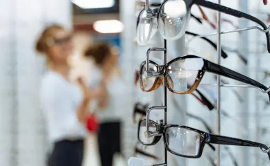 E-commerce onderneming in optische artikelen. Met loyaal klantenbestand. Neem contact op via Brookz