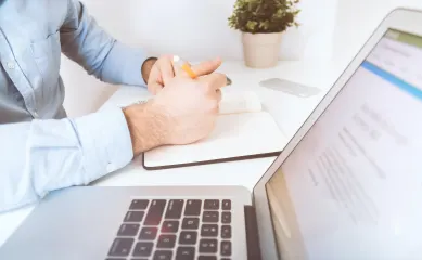 Achtergrond in de grafische industrie en bedrijfsleiding. Gezocht ter overname, neem contact op via Brookz