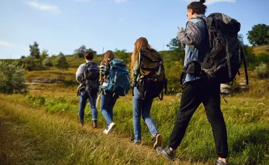 De aangeboden onderneming is gespecialiseerd in het organiseren van volledig verzorgde actieve groepsuitjes met verblijf, in Nederland. De onderneming beschikt over een eigen groepsaccommodatie.

Bijzonderheden
Bijzonder is dat een groot gedeelte van de kernactiviteiten uitbesteed wordt en dat het boekingsproces in hoge mate geautomatiseerd is, waardoor de onderneming met 2 FTE volledig operationeel is. Door de hoge klantwaardering is er een vaste kern aan terugkerende klanten.