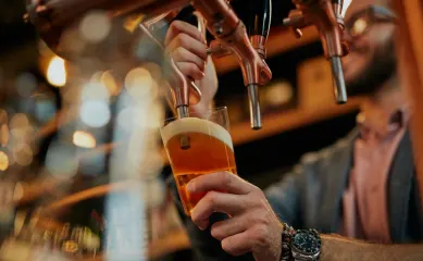 Deze kleinschalige bierbrouwerij, bedenkt en brouwt in opdracht van horeca bedrijven en verkoopt zowel online als offline. Geïnteresseerd in dit profiel?