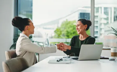 Uniek zorgbedrijf voor re-integratie en dagbesteding, Professionele ondersteuning richting duurzame re-integratie . Neem contact op via Brookz.