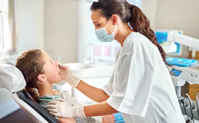 Orthodontiepraktijk (Randstad) in bezit van 6 stoelen en 3D-scanner. Neem contact op via Brookz.