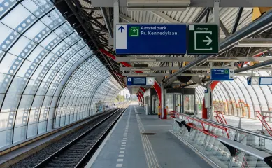 Ontwikkelbedrijf kunststofproducten & bewegwijzering, 80 jaar ervaring, brede klantbasis en sterke reputatie in kunststof, groei in infra/rail en fietsenstallingen.. Neem contact op via Brookz.