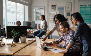 Vacaturemarketing via social media & landingspagina’s met hogere respons. Neem contact op via Brookz.