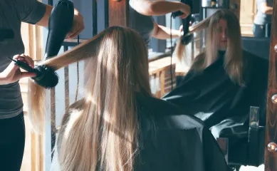 Kapsalon in Zuid-Holland, hoge klantvriendelijkheid en vaste klantenkring. Neem contact op via Brookz.