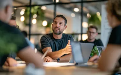 Adviesbureau voor snelgroeiende technologiebedrijven met sterke omzetgroei en schaalbare dienstverlening. Neem contact op via Brookz.