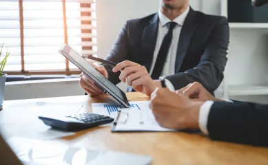 Allround Financieel Advieskantoor voor hypotheekadvies, Verzekeringsadvies en vermogensadvies. Neem contact op via Brookz.