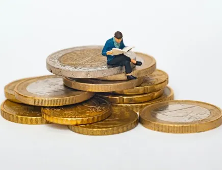 In dit artikel vertellen we je meer over het hoe en wat van een financiering. Waar kun je zakelijk geld lenen en hoe pak je dit goed voorbereid aan?