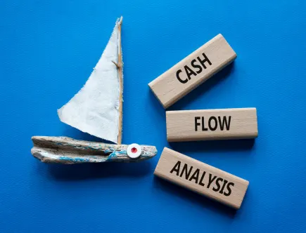 De cashflow van een bedrijf kan positief en negatief zijn. Bij de verkoop van jouw bedrijf is dit een essentieel onderdeel in de waardering.