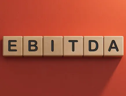 Bij bedrijfsovernames wordt veel gebruik gemaakt van het begrip EBITDA. Maar wat is EBITDA, hoe je het kunt berekenen en waarom wordt het zo vaak toegepast?