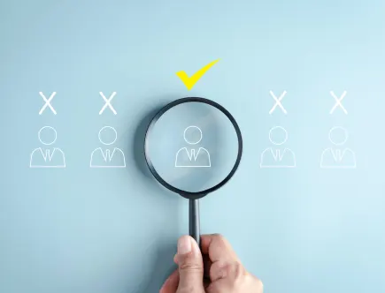 Sommige ondernemers staan nu, ingegeven door de coronapandemie, voor een keuze: doorgaan, versnellen of stoppen?