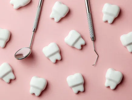 De Nederlandse mondzorgsector verandert in hoog tempo. Private equity kopen steeds vaker tandartspraktijken op, waardoor grotere ketens ontstaan.