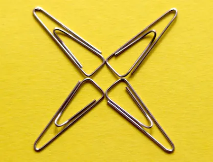 De overnameprijs van een onderneming wordt vaak uitgedrukt in een factor het bedrijfsresultaat, winst voor belasting of de omzet.