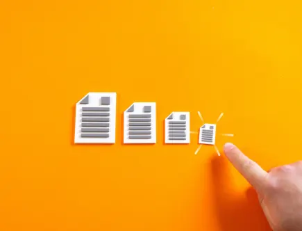 Aan de ene kant zijn partijen van plan om gezamenlijk tot een transactie te komen. Aan de andere kant hebben beide partijen vaak tegengestelde belangen.