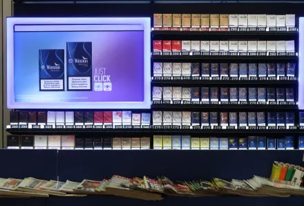 Tabakszaak en PostNL-punt sinds 1958 in buurtcentrum. Neem contact op via Brookz.