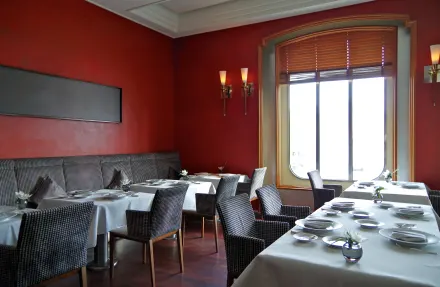 Verhuurbedrijf met €1.7 Mil omzet, verhuurt horecabenodigdheden met name BtB. Neem contact op via Brookz.