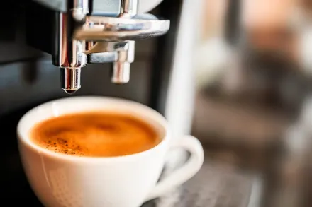 Totaalleverancier van koffie en koffieautomaten met €27 mil omzet, groot assortiment aan machines en producten met service. Neem contact op via Brookz.