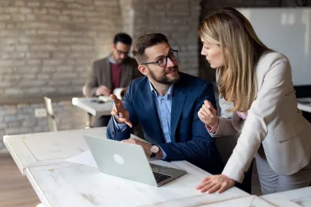 Administratie- & advieskantoor, stabiele klantportefeuille met hoge winstgevendheid bestaande uit voornamelijk zakelijke klanten . Neem contact op via Brookz.