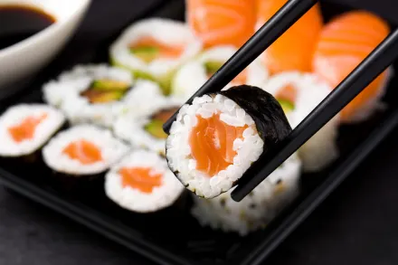 Sushi Takeaway & Delivery Horecaonderneming, met loyaal klantenbestand en directe omzetpotentie. Neem contact op via Brookz.