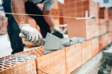 Regionale aannemer woningbouw (Zuid-Limburg), familiebedrijf 2e generatie bouw, verbouw en transformatie. Neem contact op via Brookz.