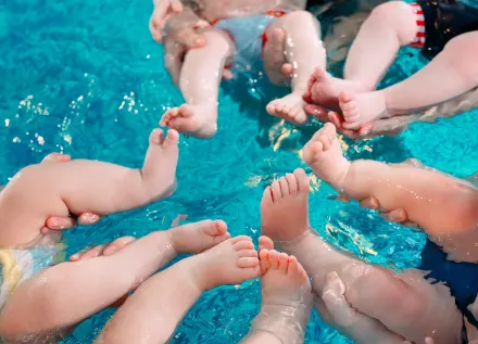 Baby float- en massagestudio inclusief inventaris, website, naam, logo en meer. Neem contact op via Brookz.