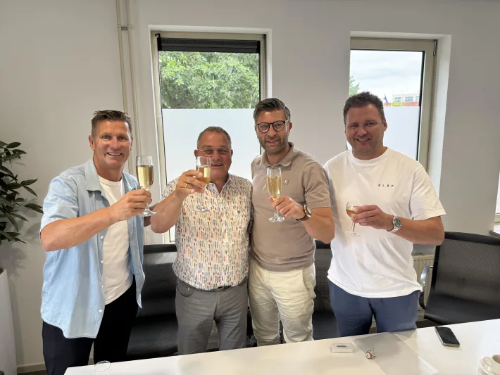 Company Brokers begeleidt verkoop Van Leeuwen Glas Dordrecht BV