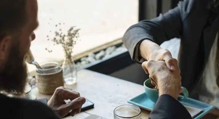 Er zijn verschillende manieren om meer commitment van het personeel te krijgen. Brookz zet ze voor u op een rij. Lees verder op Brookz