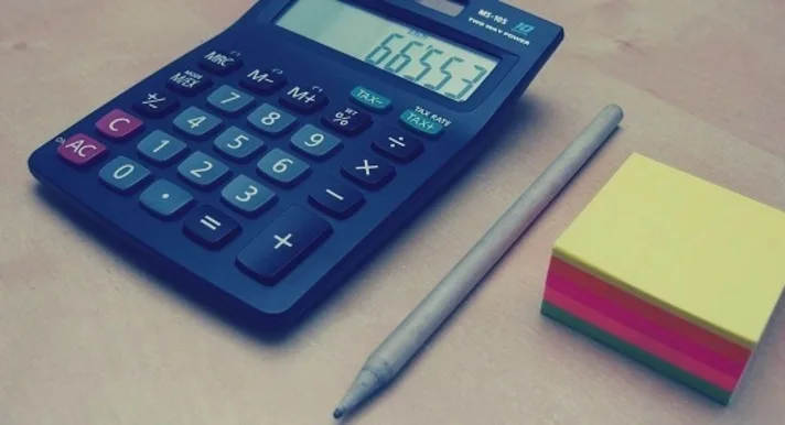 Om tot een onderbouwde bedrijfswaardering te komen gaat het om de toekomstige kasstromen. In dit artikel gaan we in op de discounted cashflow methode.