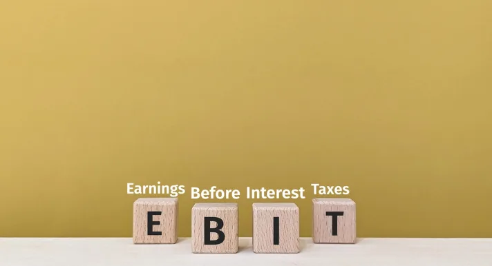Het lijkt er soms op dat de lettertermen EBIT en EBITDA in het MKB vaak willekeurig worden gebruikt echter is er weldegelijk verschil. Lees verder op Brookz