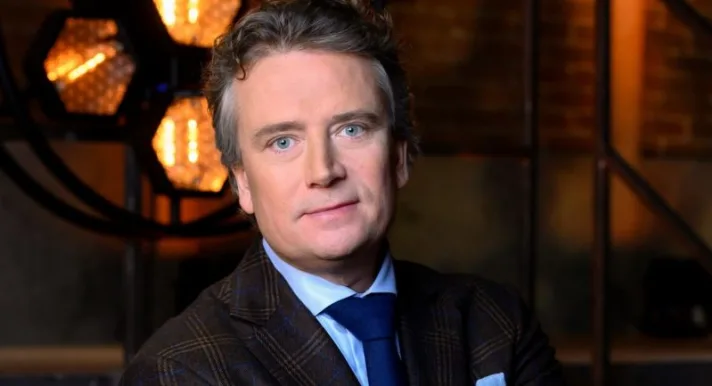 Pieter Schoen is landelijk bekend als jurylid van Dragons' Den, waar hij telkens weer zijn belangrijkste investeerdersles bevestigd ziet. 'Eerst de vent, dan de tent.'