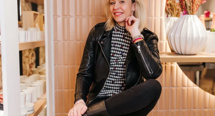 Een paar maanden na de laatste lockdown in januari 2022 wist Frederiek Waninge haar bedrijf House of Fred/Cozy Pillow te verkopen aan familiebedrijf Omoda.