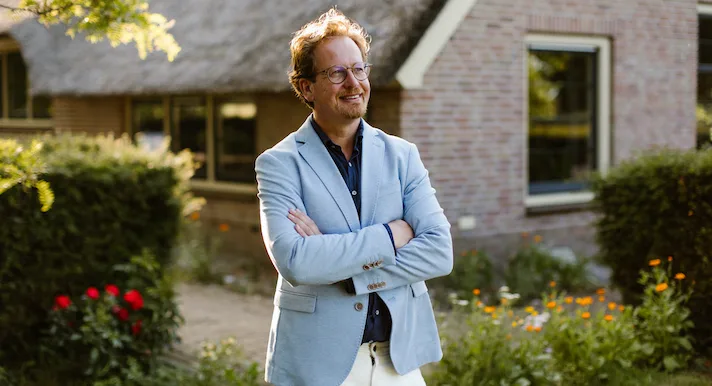 In opdracht van een ondernemersechtpaar begeleidde Harm Koops de verkoop van een huishoudelijke hulp-aanbieder via Brookz.