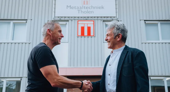 In opdracht van Leo Rijnberg begeleidde Take 5 de verkoop van Metaaltechniek Tholen. Hij plaatste het verkoopprofiel op Brookz, dat 21 reacties opleverde.