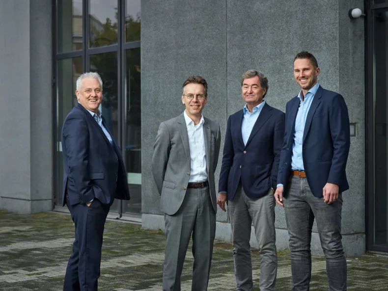 Een gesprek met Albert Dominicus (Adagium), Bart de Volder (HLB Witlox Van den Boomen), Joost Snoep (BuyInside) en Frank van Ee (Alfa) over de overnamemarkt van 2024.