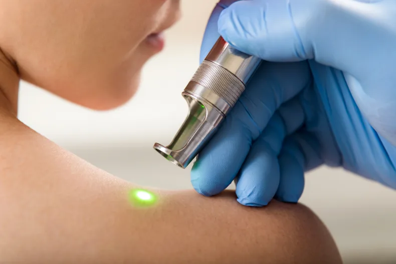 High end huid- en laserkliniek met 1,5 mil omzet, Neem contact op via Brookz.