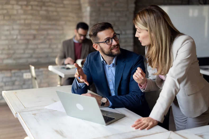 Administratie- & advieskantoor, stabiele klantportefeuille met hoge winstgevendheid bestaande uit voornamelijk zakelijke klanten . Neem contact op via Brookz.