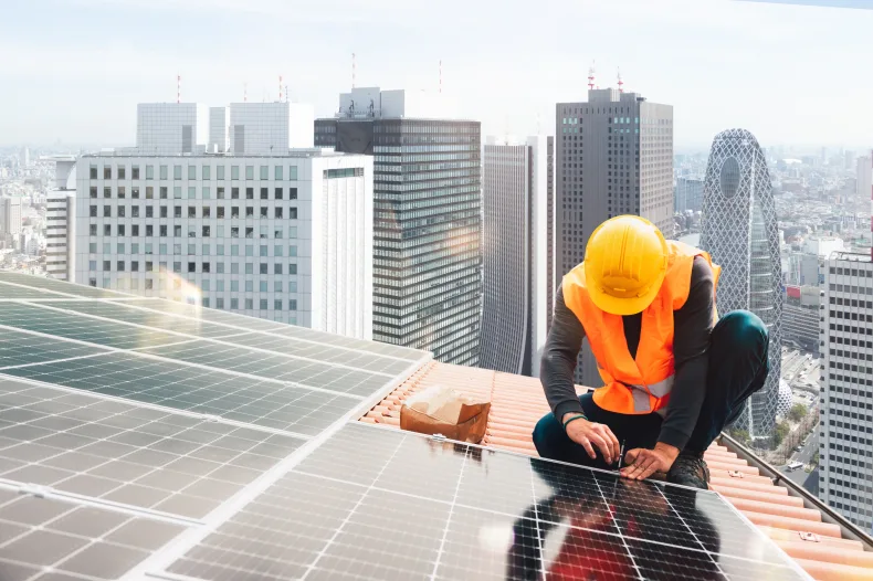 Hybride wind- en zonnedaksystemen die is gepatenteerd, ESG-gedreven en groeiend in NL/BE/VS. Neem contact op via Brookz.