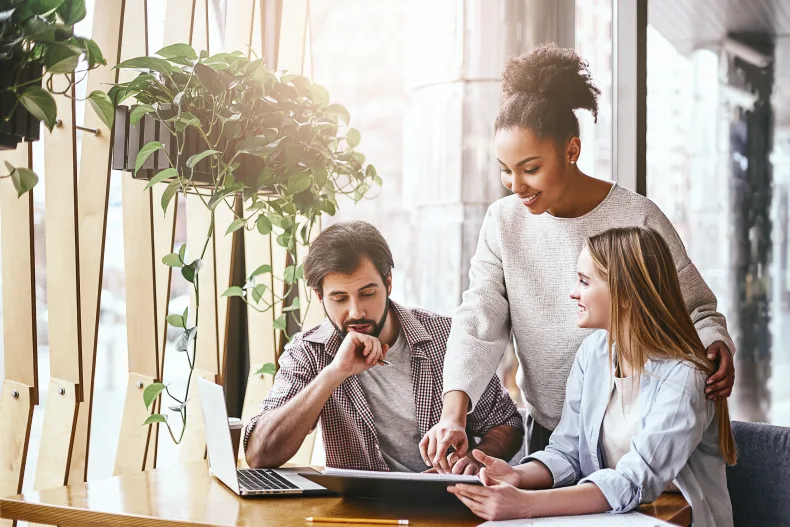 Bedrijf op zoek naar mede-ondernemer of investeerder met 30 jaar ondernemerservaring. Neem contact op via Brookz.