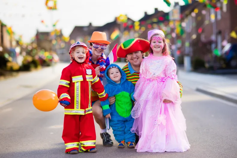 Webshop in feest- en carnavalskleding aangeboden op Brookz. Neem contact op voor meer informatie