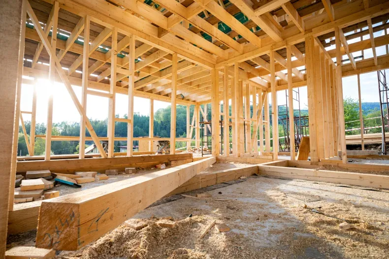 Producent van prefab houtskeletbouwcasco's met eigen biobased bouwsysteem. Neem contact op via Brookz.