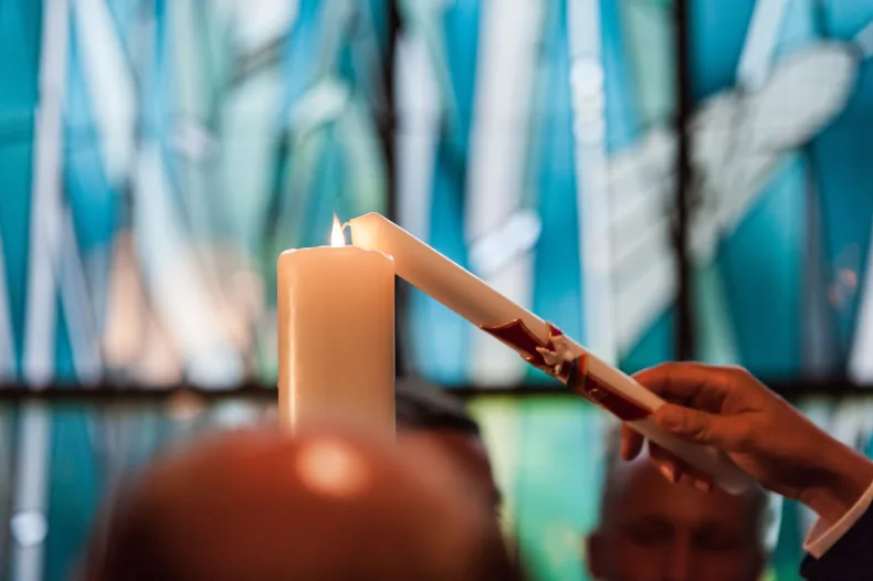 Groothandel kaarsen en religieuze artikelen aangeboden op Brookz. Neem contact op voor meer informatie