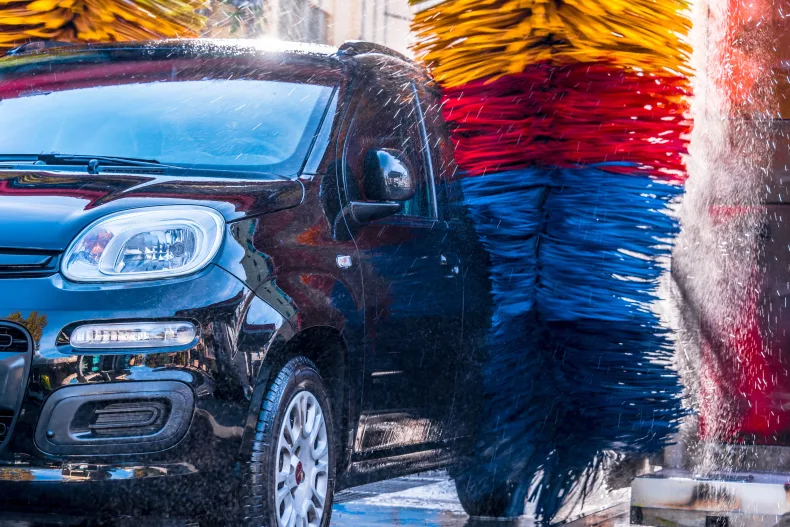 Kleinschalige carwash of autowasboxen in de regio Zuid-Holland of Brabant. Neem contact op via Brookz.