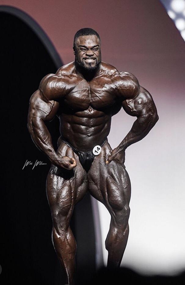 brandon curry - صورة 6