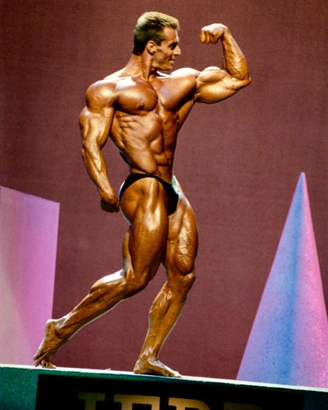 Berry DeMey - صورة 4