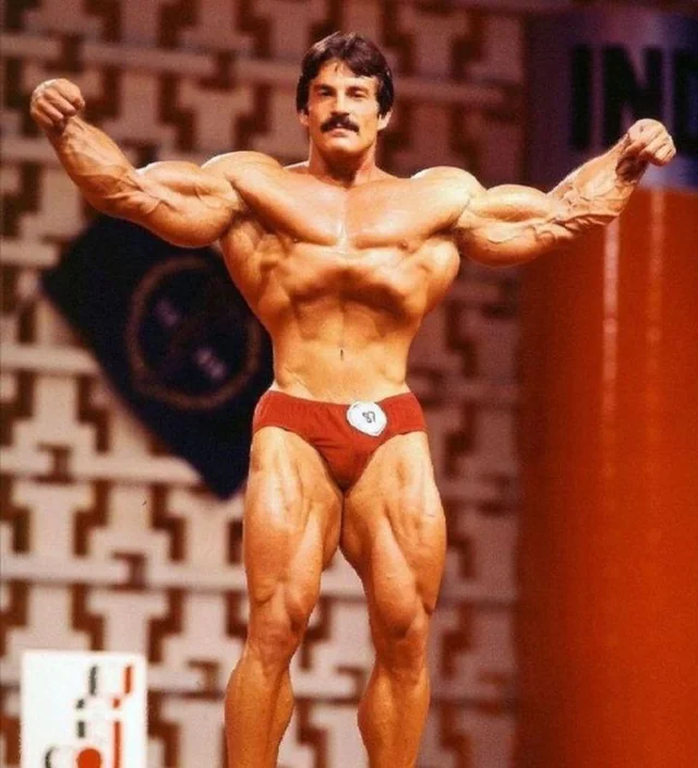 Mike Mentzer - صورة 5