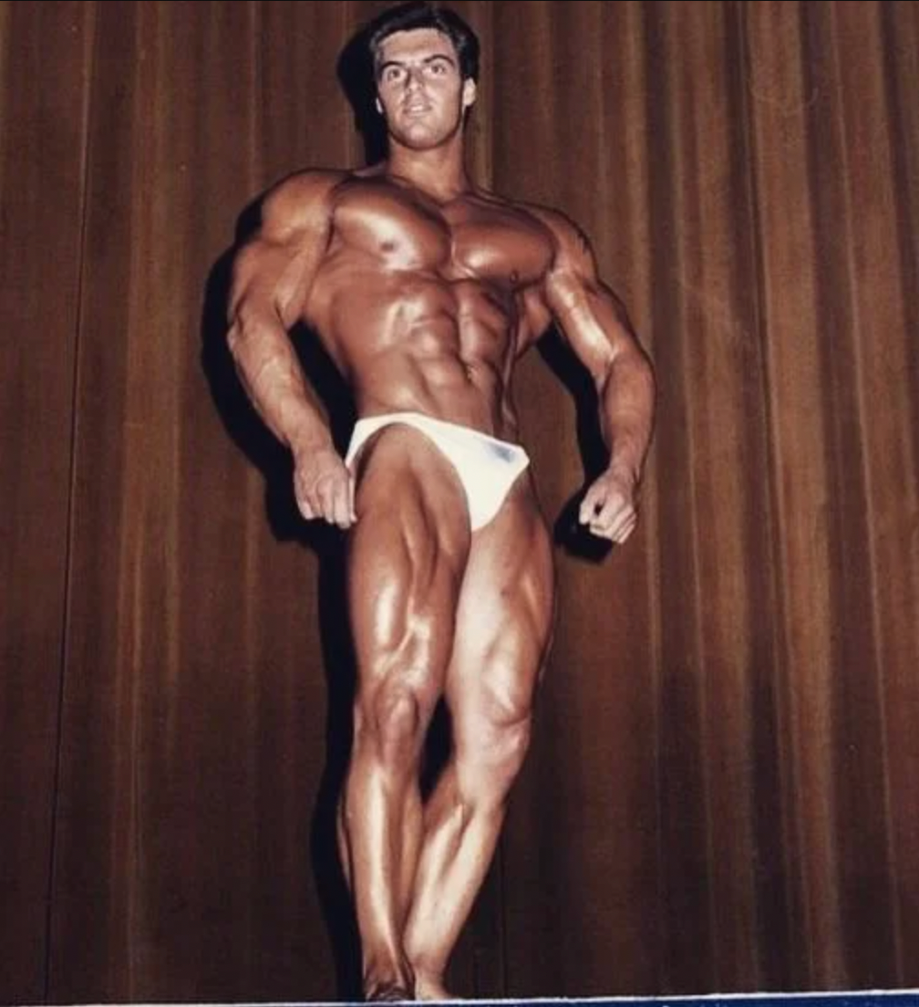 Berry DeMey - صورة 1