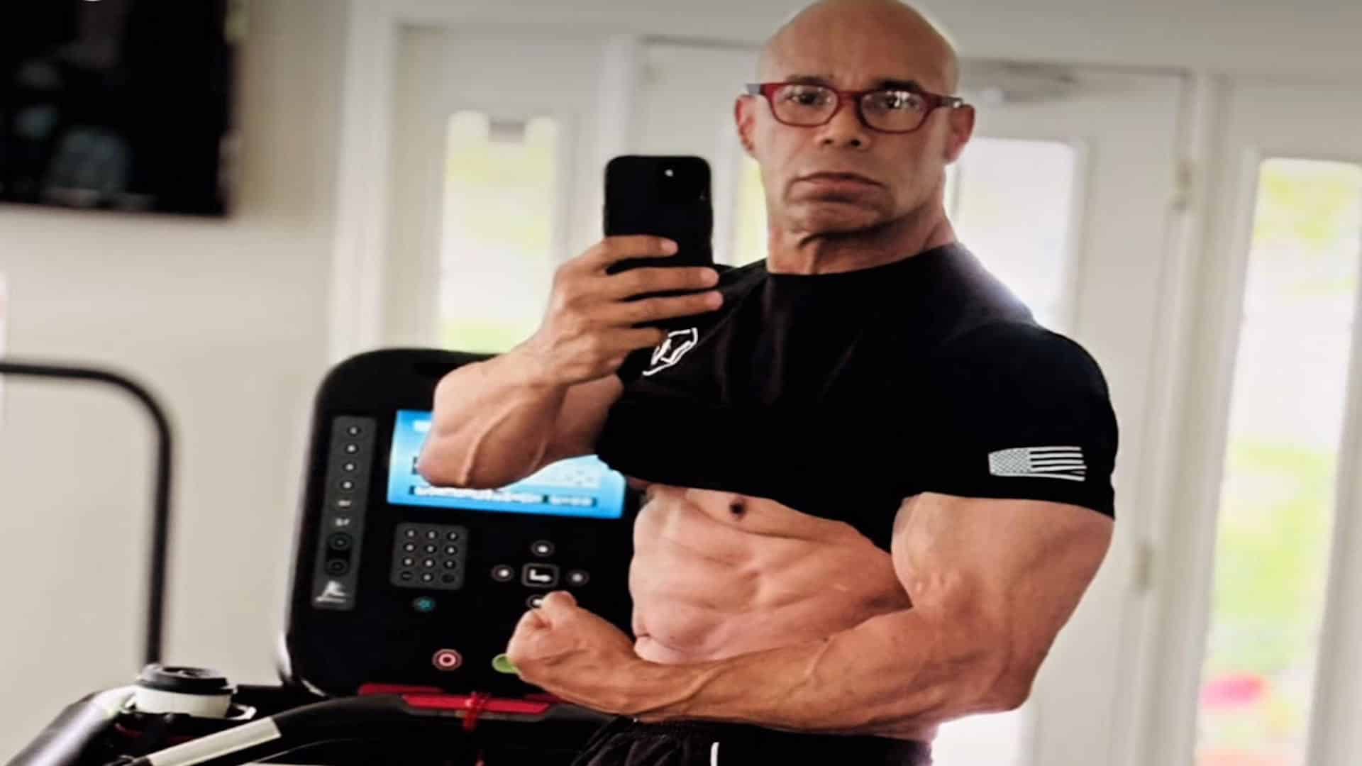 كيفن ليفروني - صورة 2