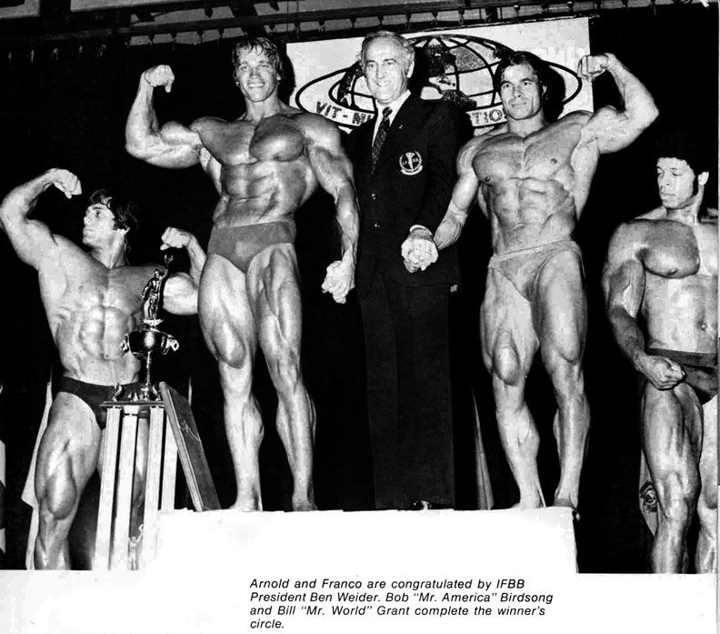 Mr. Olympia 1974 - Winners Circle: Franco Columbu, Arnold, Ben Weider
